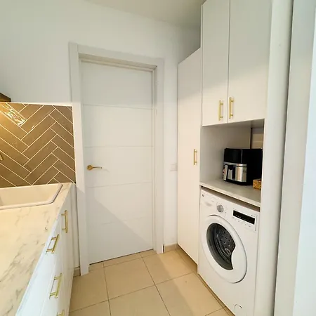 Apartment Peaceful House By Canaryscape