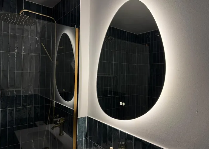 Peaceful House By Canaryscape